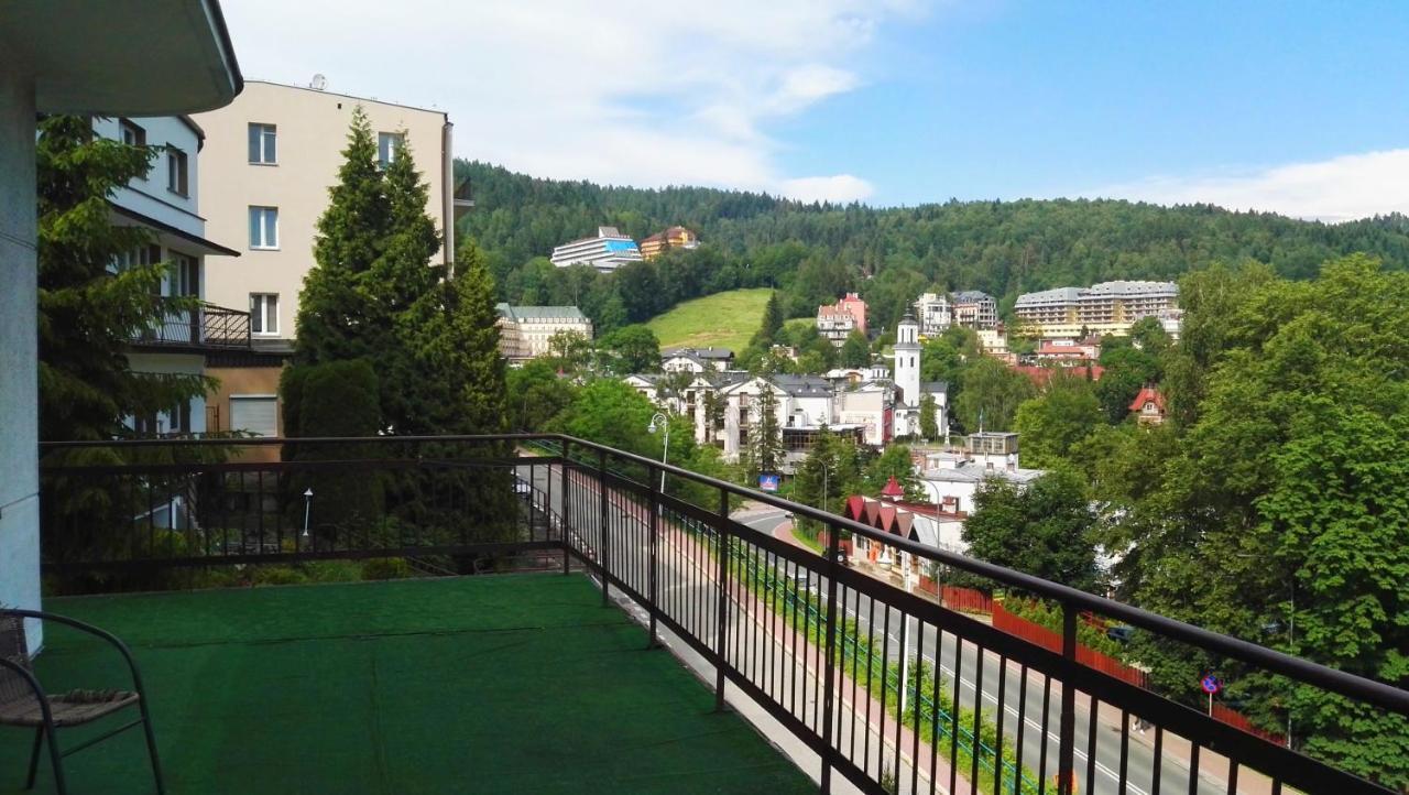 Domy Wczasowe Tryumfy Krynica-Zdrój Exterior foto